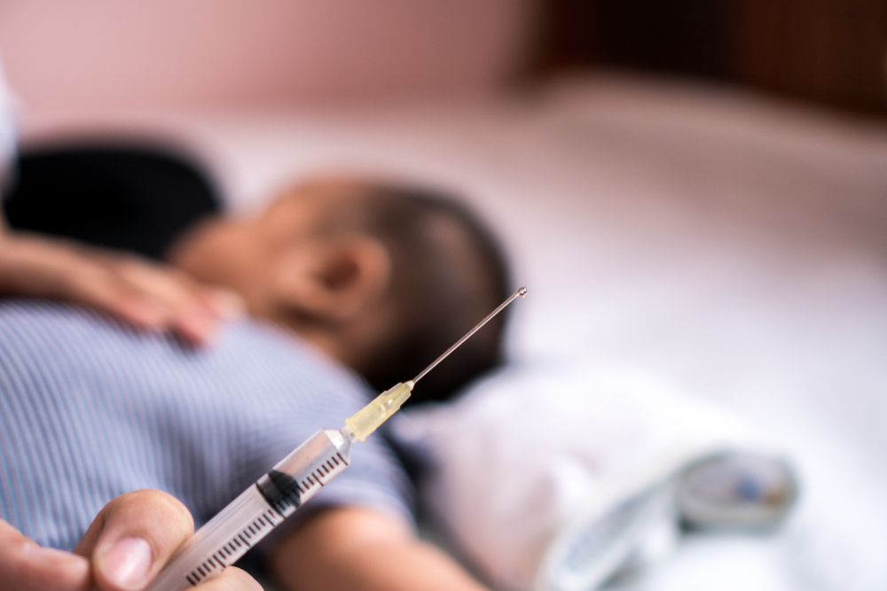 ファイザー製ワクチンを接種した母親の乳児が死亡