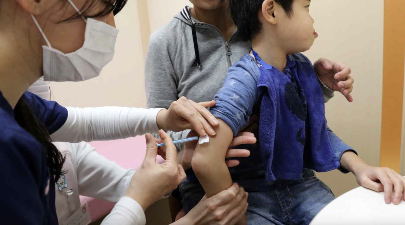 【泉大津市長の訴え】5歳〜11歳にコロナワクチンを接種した結果「7.4%が日常生活に支障をきたし、10.9％が登校できなくなった」