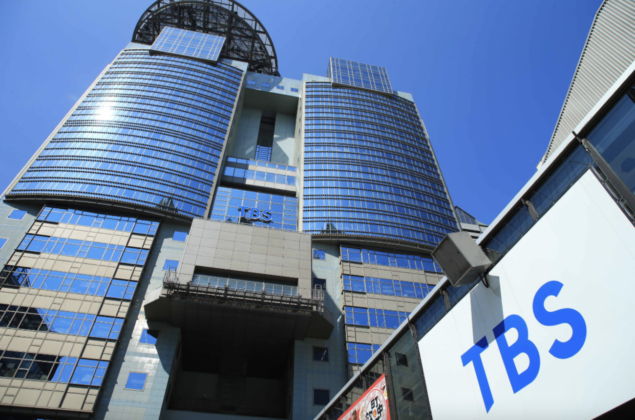 ウクライナの避難民女性をホテルに誘ったとされるTBSの男性社員は、ハニートラップにかけられた可能性大