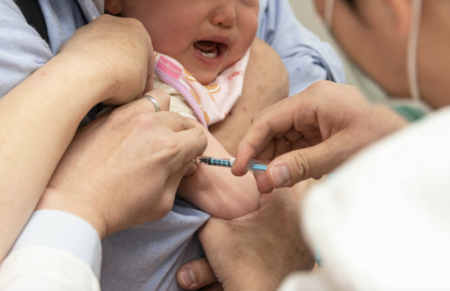 「乳幼児突然死症候群」は生後2ヶ月から始まるワクチン接種が原因だと判明    ワクチンの危険性を隠蔽し、暴利を貪る医療業界