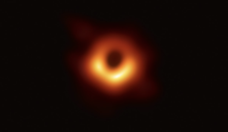 【宇宙は存在しない】世界で初めて撮影に成功した「ブラックホール」の画像に異論   政治的な理由で捏造されたと指摘される