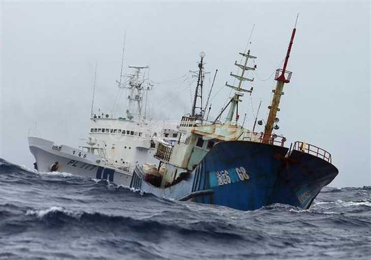大量の中国密漁船が沖縄や小笠原諸島でサンゴを根こそぎ強奪し、生態系が崩壊　漁船の指揮者は中国共産党だったことが発覚