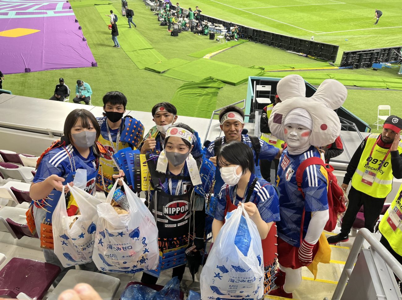 【カタールW杯】『日本財団』が日本人サポーターのゴミ拾い活動を自らのPRに利用し、批判殺到