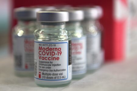 【またも創価企業のボロ儲け】大規模ワクチン接種にモデルナ社製採用