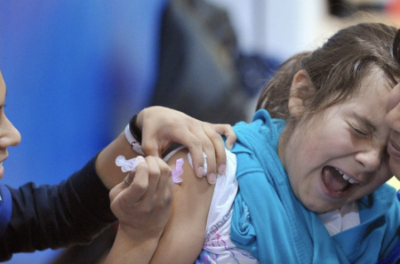 【VAERSによる報告】アメリカでコロナワクチン接種をした6歳〜17歳の子供たち73人が失明 48人が耳が聞こえなくなる