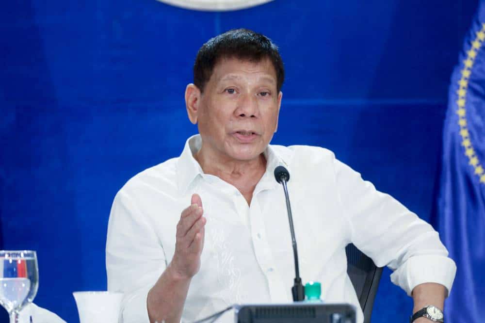 「コロナワクチンを接種しなければ投獄する」と発言していたフィリピン大統領ドゥテルテ「ワクチンを３回打つと間違いなく死ぬ」と国民に警告