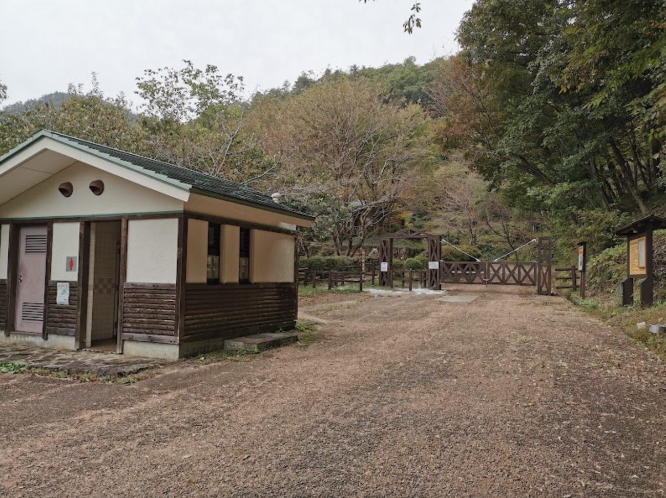 【ハロウィンのための生贄の確保か?】岐阜県で山登りをしていた6歳男児が行方不明 祖父がトイレに行った“3分間”で姿を消す
