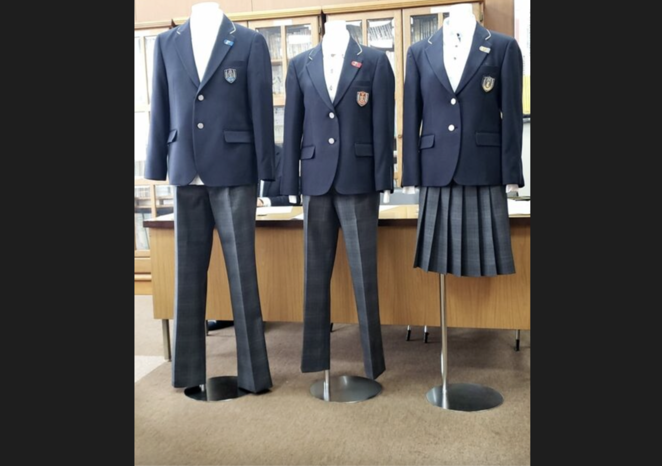 【血迷う滋賀県】中学校の制服を男女兼用のブレザーに変更し、男子もスカート選択可能に
