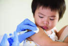 【厚労省】5歳〜11歳の子供にコロナワクチン接種の「努力義務」を課し批判殺到　副反応により10代の子供が少なくとも8名死亡、471名が重篤障害
