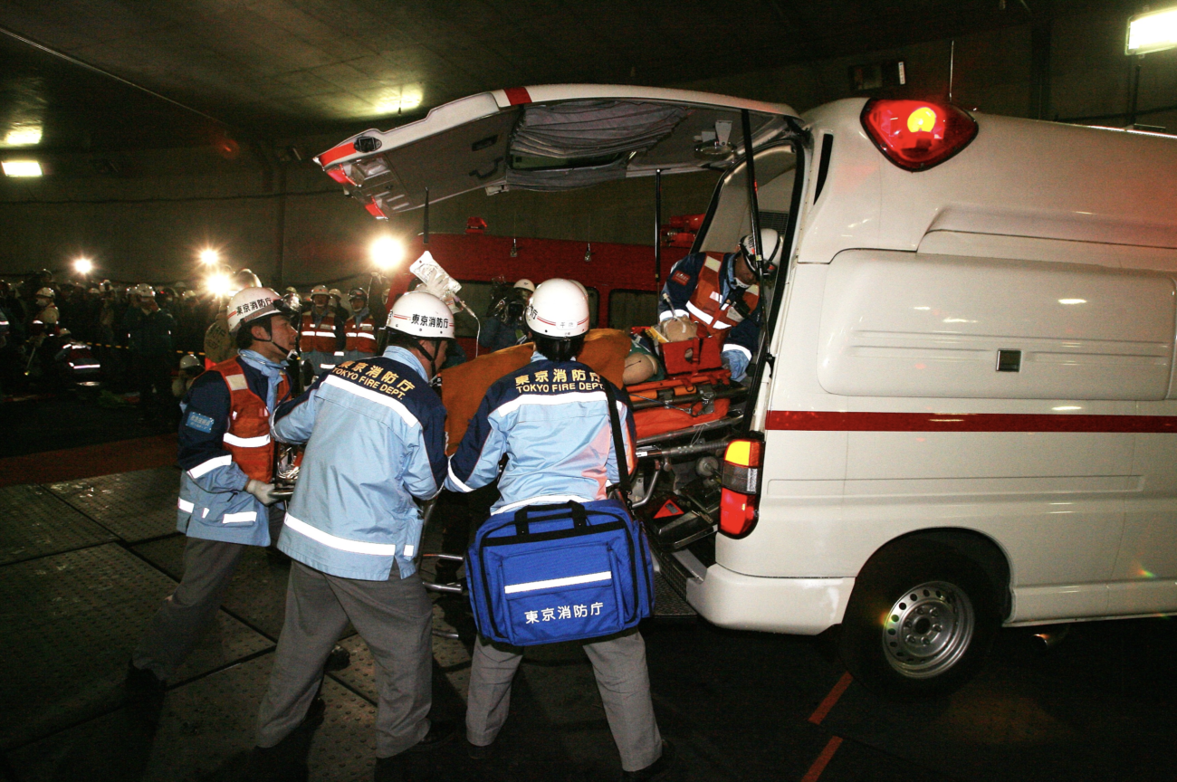 【コロナワクチンの副反応か】東京都の救急車の出動件数が過去最高を記録　昨年比12万3981件増の83万9353件に達する異常事態に