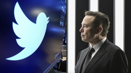 イーロン・マスクがTwitterの閲覧制限を実施　一時的な緊急措置と説明するも、“政治的な言論弾圧”を疑う声が殺到