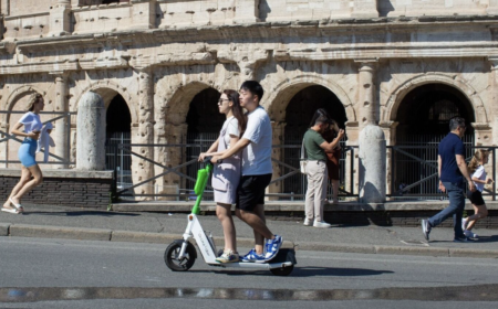 【イタリア政府】道交法を改正、『電動キックボード』の規制強化に乗り出す　ナンバープレート取得、ヘルメット着用、任意保険への加入を義務化