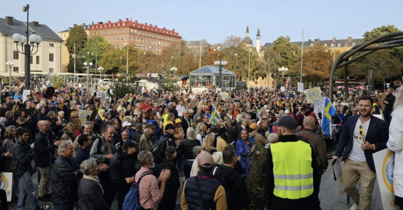 【スウェーデン】WHOからの脱退を求めるデモを開催　パンデミック条約の新設により、WHOが超国家的権力を持つことへの危機感を表明