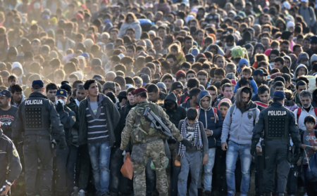 【EU】移民・難民の受け入れを大幅規制する新たな協定案に合意