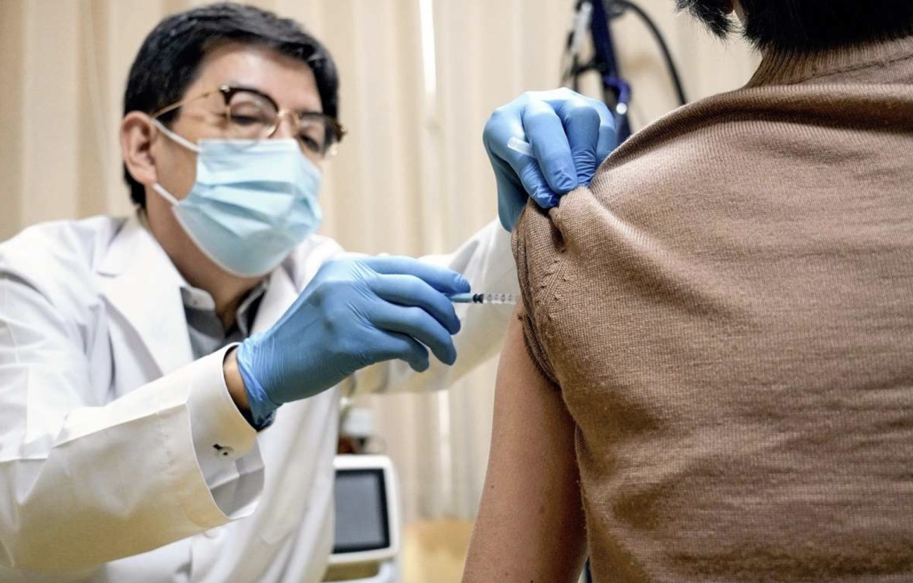 【薬害】コロナワクチン健康被害、申請受理件数が1万件を超える　うち5965件を救済対象として認定、1044件を否認　厚労省「日本を魅力ある治験市場にする」