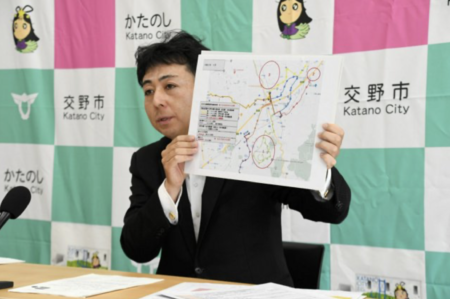 【交野市】京阪バスから市内の4路線を廃止すると通知があったと発表　交野市長が大阪万博開催に意義を唱えたことへの報復か