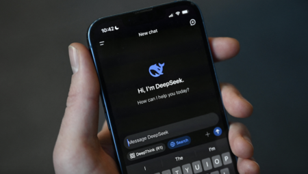 中国の生成AI『DeepSeek』、収集データを暗号化しないままByteDance（TikTokを運営する企業）の管理サーバーに送信していることが判明