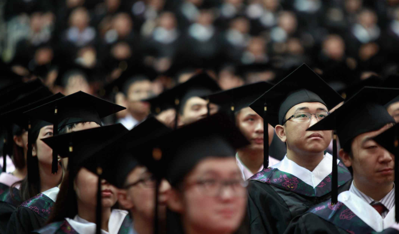 【衰退する中国経済】大学生の就職難が深刻化　若年層の都市部失業率16.1%に達する