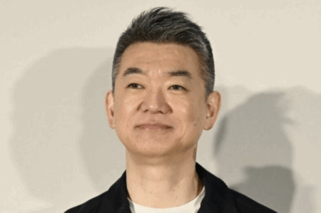 【橋下徹】臀部のケガが悪化し、松葉杖を使って生活していることを告白