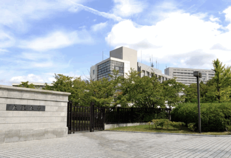 【大阪大学】東大、京大に続き、ハーバード大学の留学生100人程度を受け入れる方針、学費免除も検討　トランプ政権は中国人留学生のビザを積極的に取り消す方針