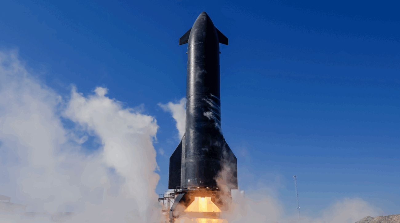 イーロン・マスクが過去に「世界は平らで、天蓋を越えられない!誰かSpaceX買いたい人いない?」と投稿していたことが判明