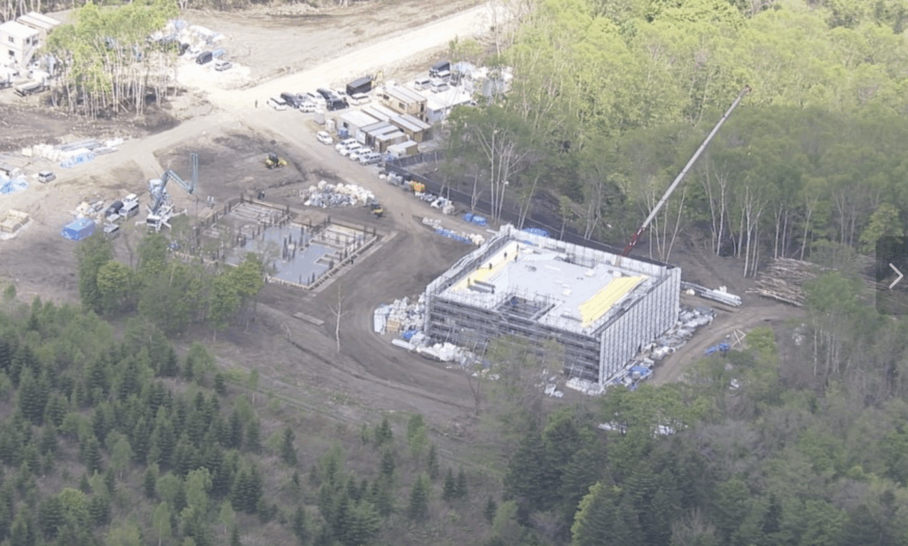 【北海道・倶知安町】無許可で巨大な建物を建築した中国系の人物に工事停止を勧告 参政党のパフォーマンスか?