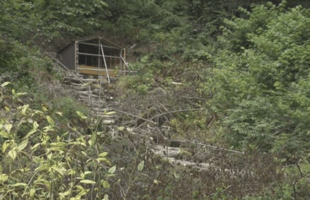【侵略】北海道ニセコ町、中国人の女が無届けで森林伐採をしていたことが判明
