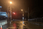 【鎌倉市】水道管が破裂し道路が冠水、約1万世帯で断水被害　全国で進むインフラの老朽化