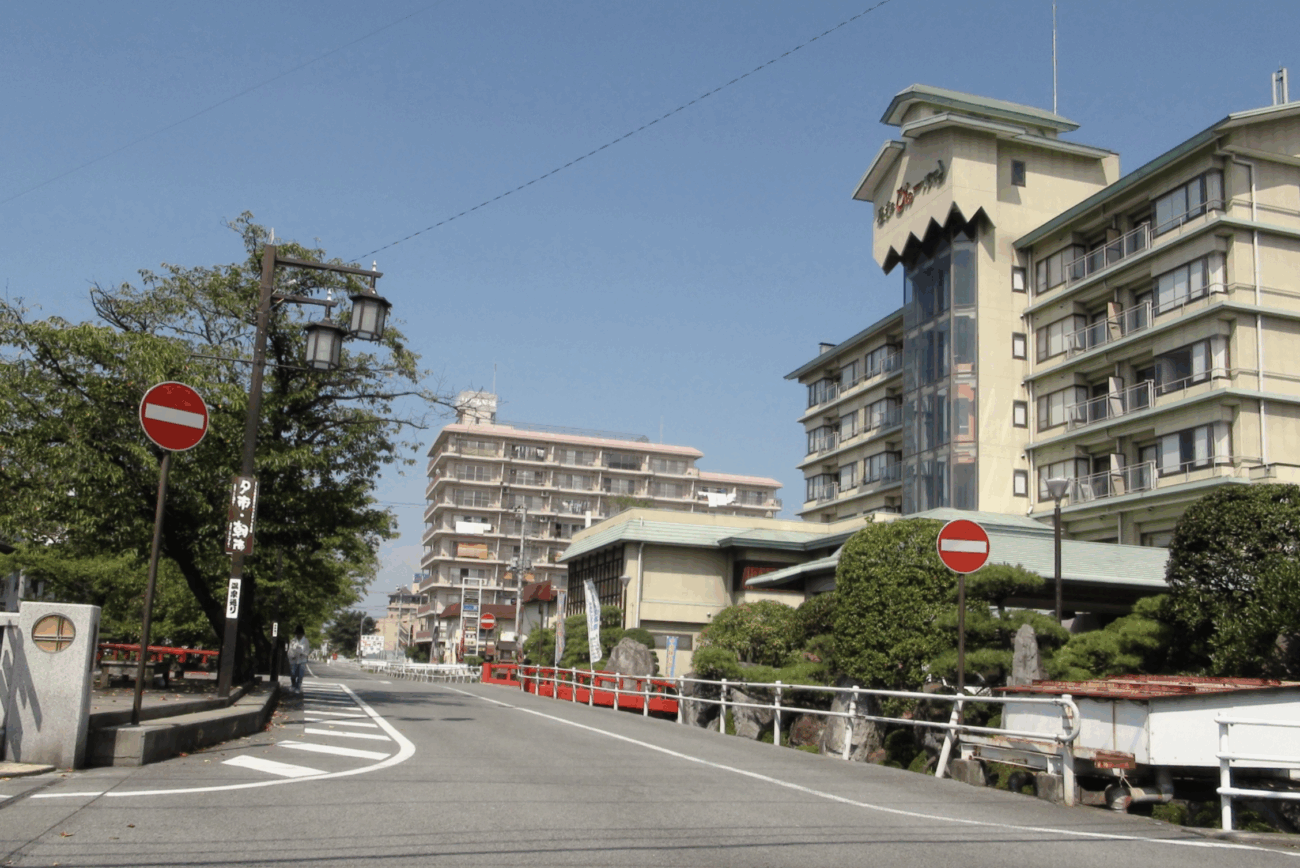 【侵略】山梨県の石和温泉、中国企業が次々と買収、温泉旅館の4分の1が外国資本に