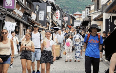 2025年の上半期の訪日外国人客、過去最多の2151万8100万人　前年同期比で21％増加