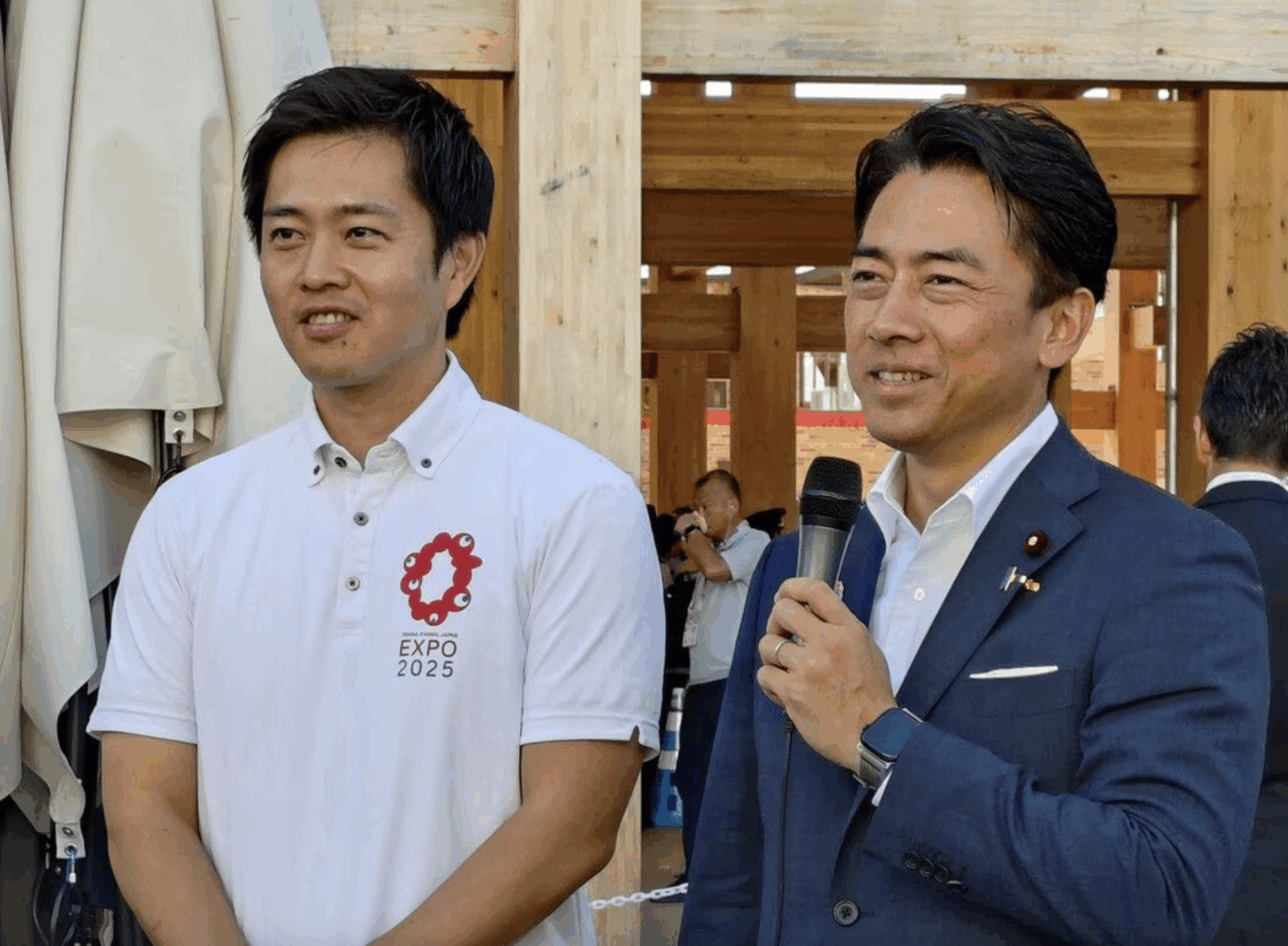【小泉進次郎】大阪万博の視察に訪れ、吉村知事を絶賛「世論の賛成を少数派から多数派へと変えることができる、改革の魂を持った政治家だ」