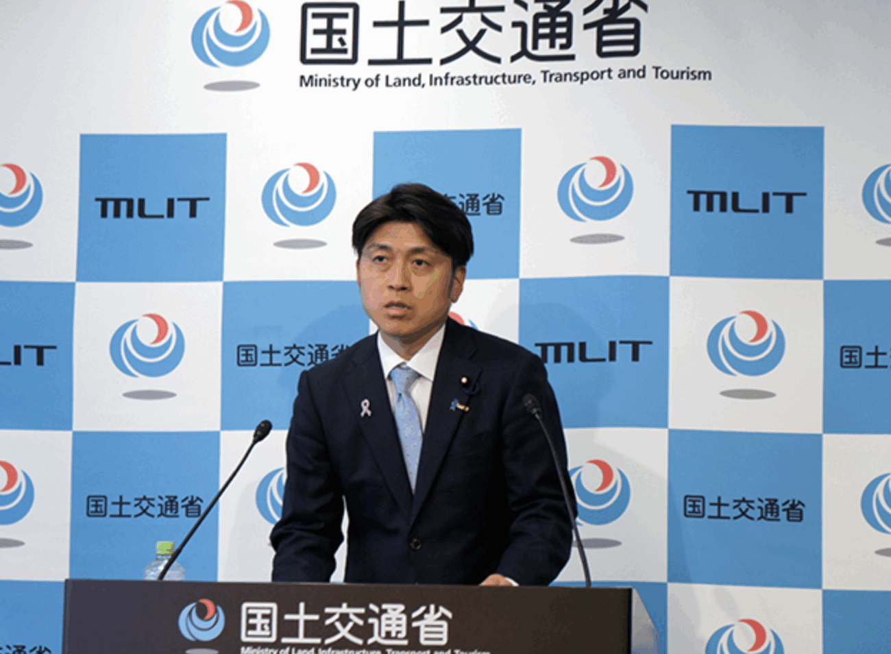 【批判殺到】国土交通省、『置き配』を推進するため、配達員がマンションの共同玄関のオートロックを開錠できるシステムの開発支援に乗り出す