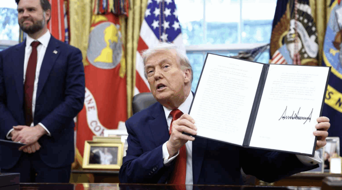 トランプ大統領、オラクルなどの企業連合が『TikTok』を買収することを承認する大統領令に署名